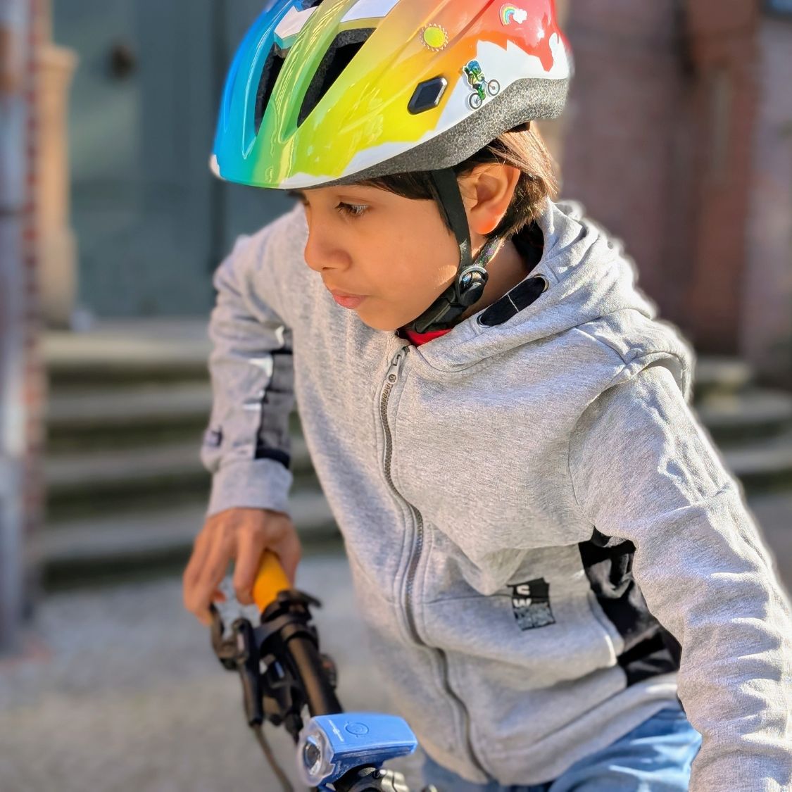 Speed Buddies Fahrradhelm für Kinder mit reflektierenden Stickern